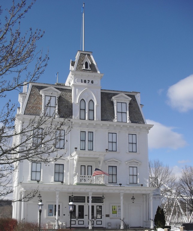 Whitewashed Victorian building on banks of Connecticut River - Broadway Show House - East Haddam CT