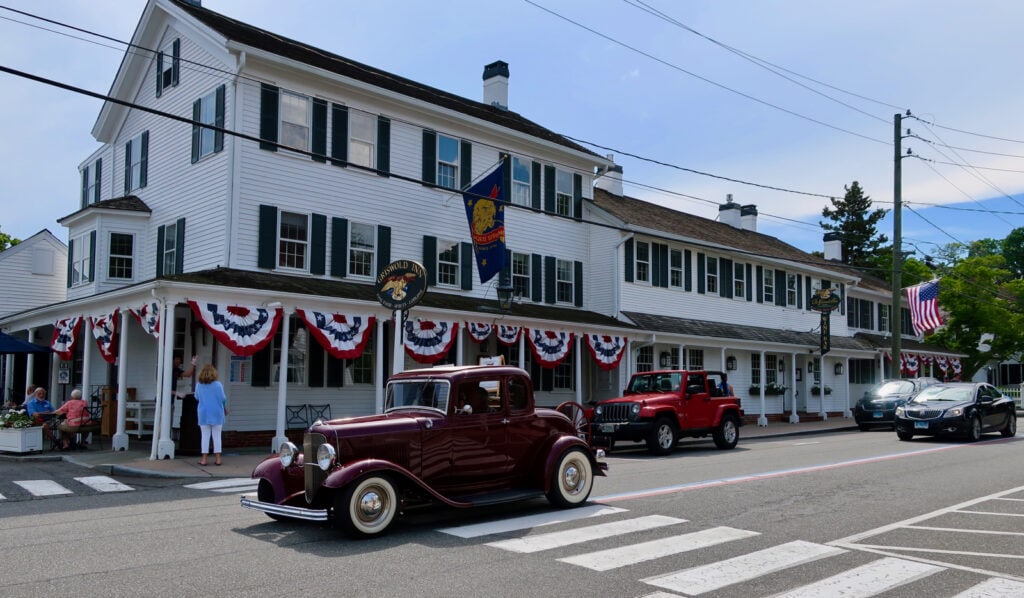 Griswold Inn Essex CT