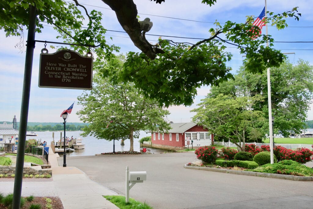 Base of Essex CT Main St.