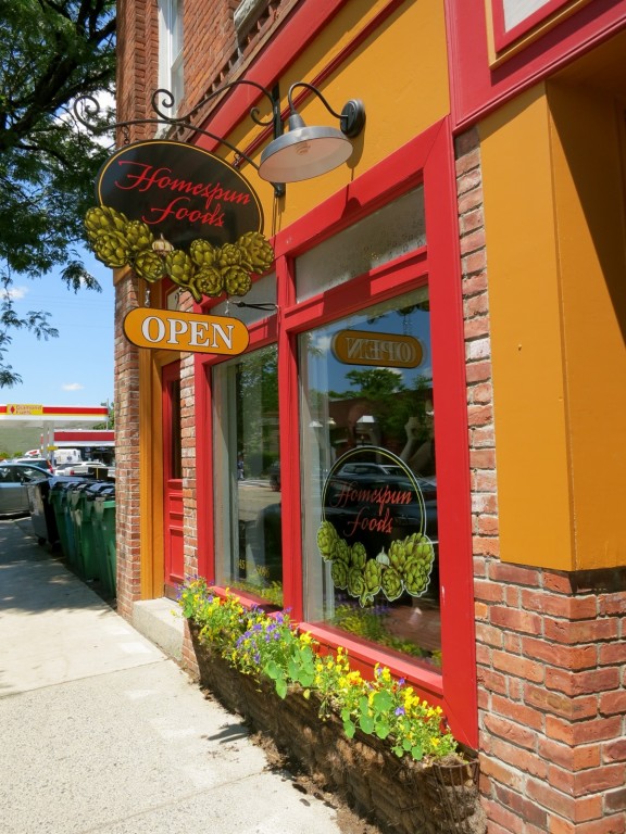 Exterior shot of Homespun Foods restaurant in Beacon NY