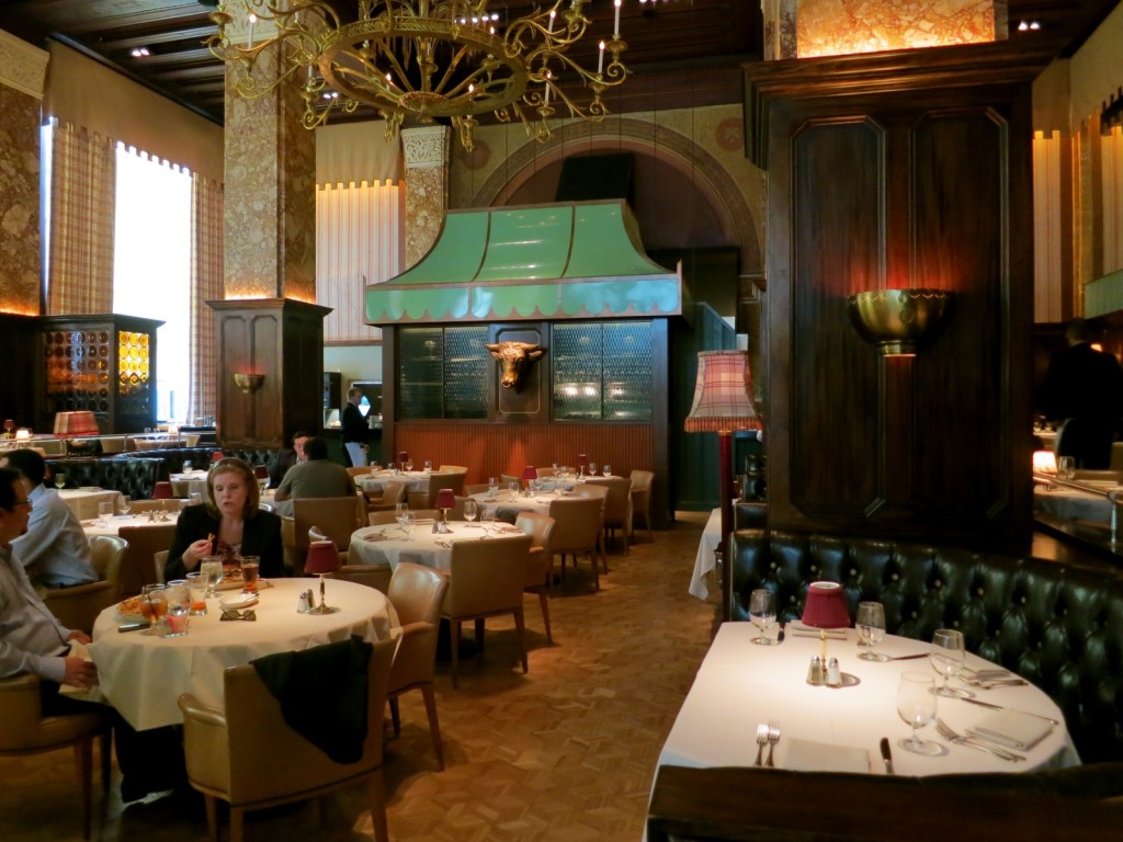 Former Art Deco bank and brokerage firm now a Stephen Starr restaurant in Philly PA