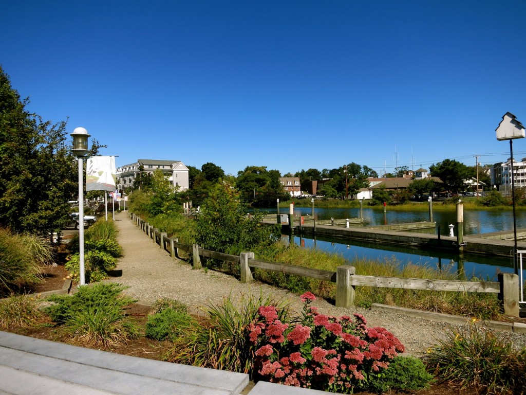 Milford Landing Footpath - Milford CT