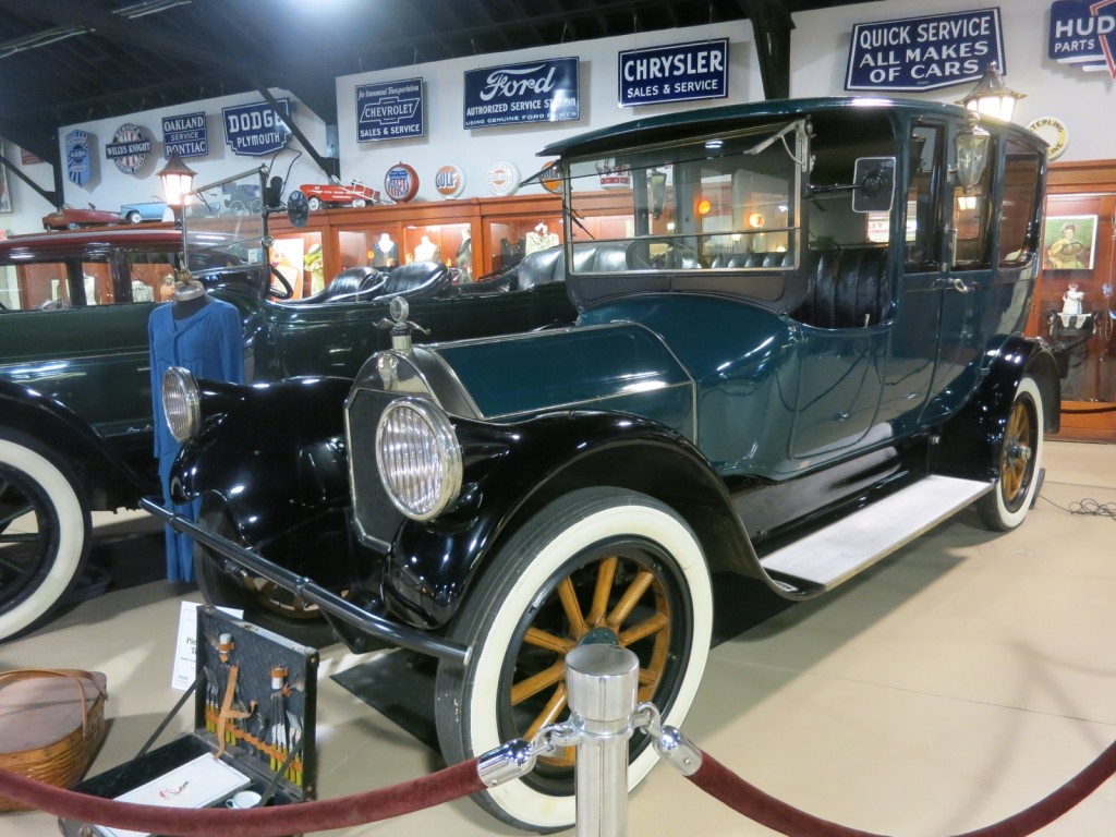 Ohio Electric Car with Patent Leather Fenders at the Pierce Arrow Museum, Buffalo NY