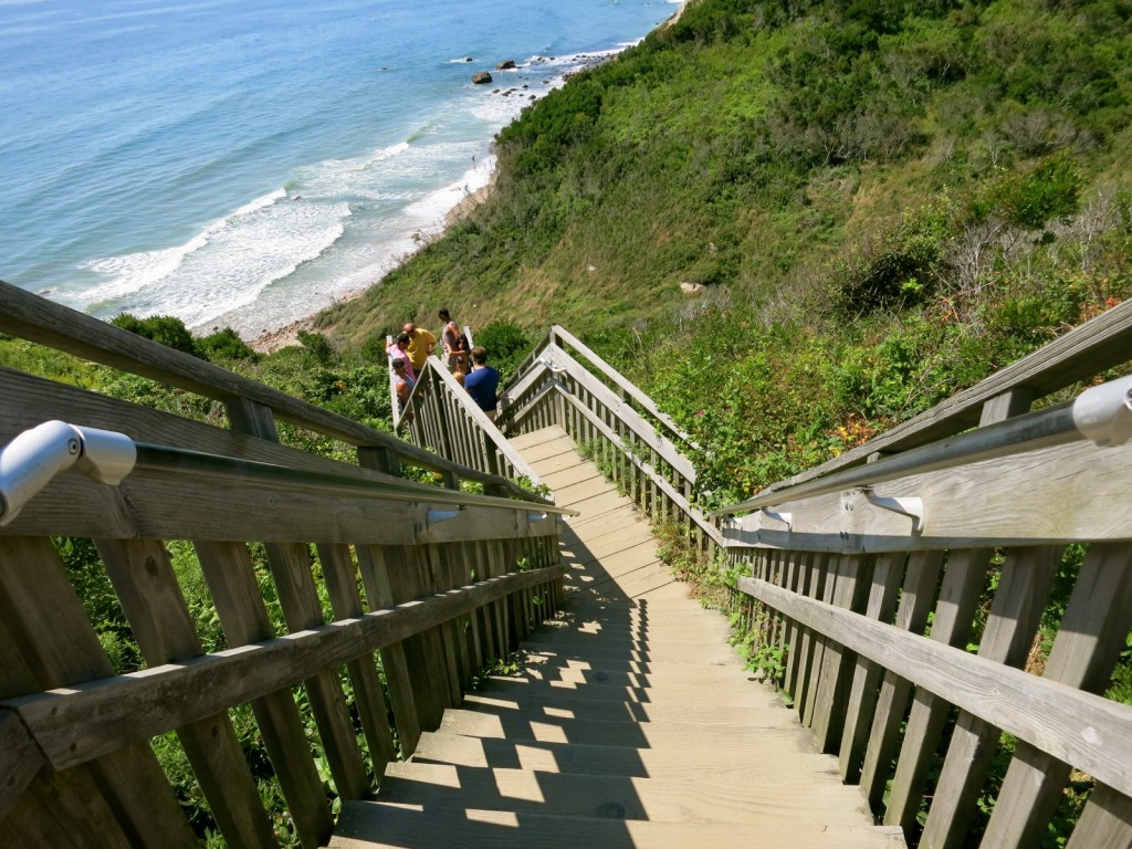 Stairway to Mohegan Bluffs Beach