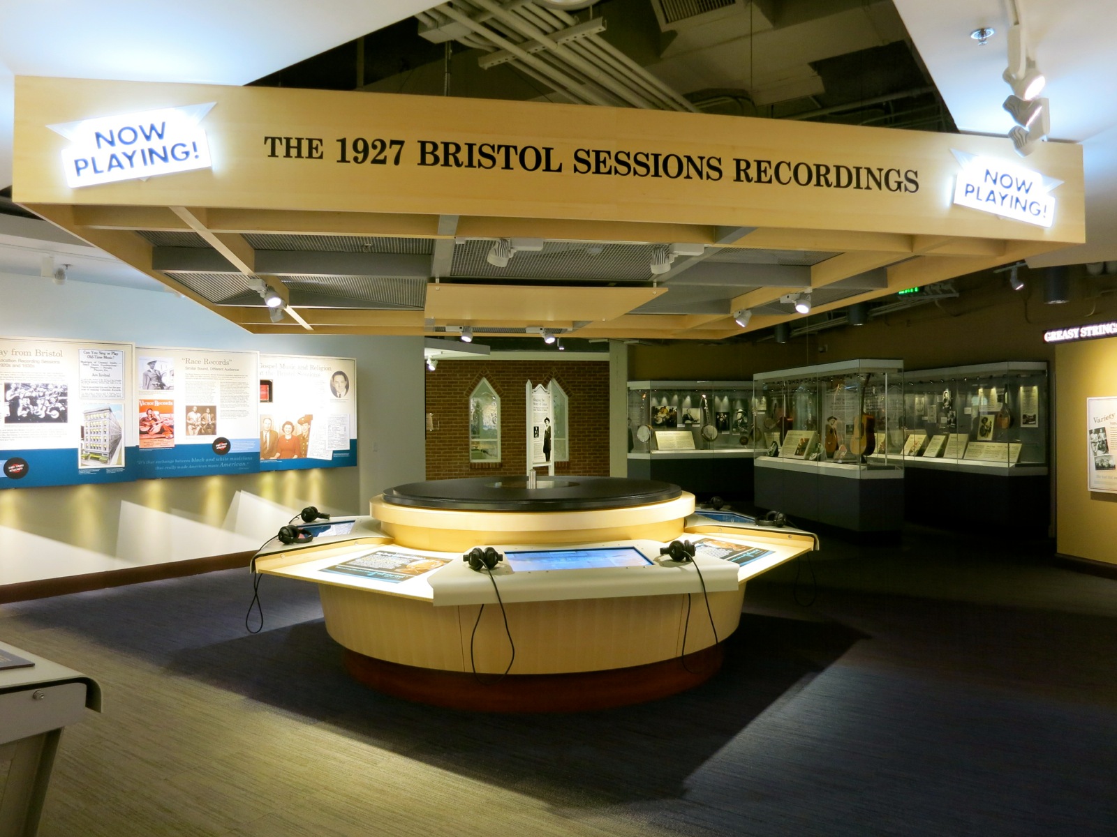 Southwestern VA Towns, Abingdon and Bristol Music and Moonshine