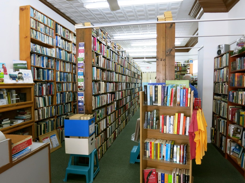 Harbor Books, Old Saybrook CT