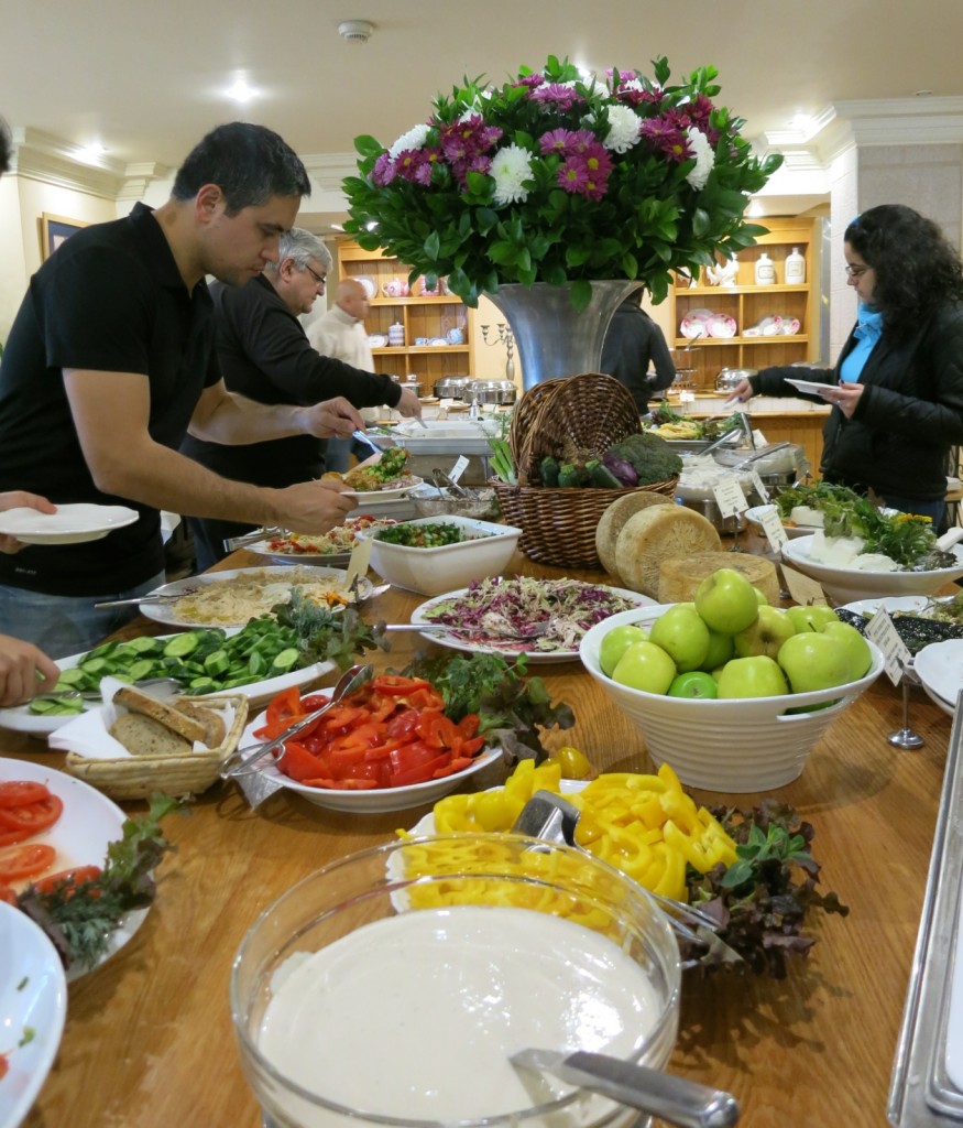 Breakfast at Mitzpe Hayamim