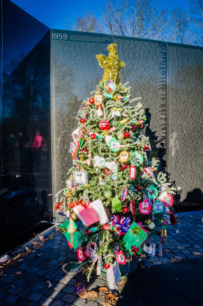 Vietnam Veterans Memorial - Christmas Tree 