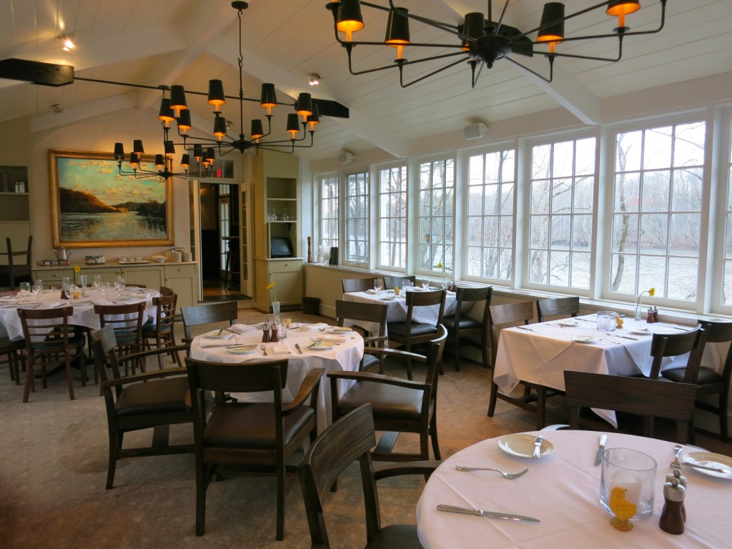 Breakfast room, Golden Pheasant Inn PA