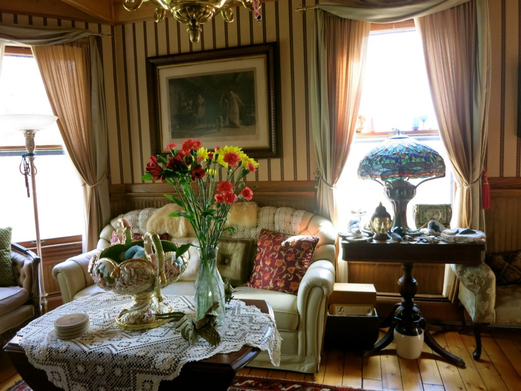 Smythe House Parlor, Saugerties NY