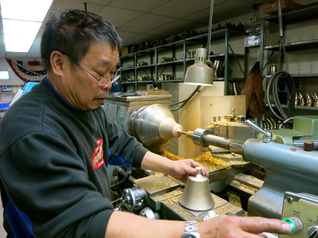 Son Ngyun, Craftsman, Shaving bells from Foundery