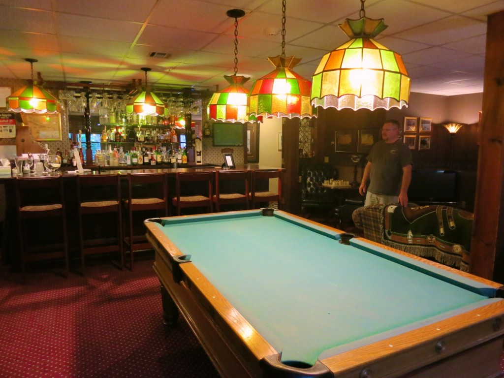 Bar and Billiards, Inn at Ellis River, Jackson NH