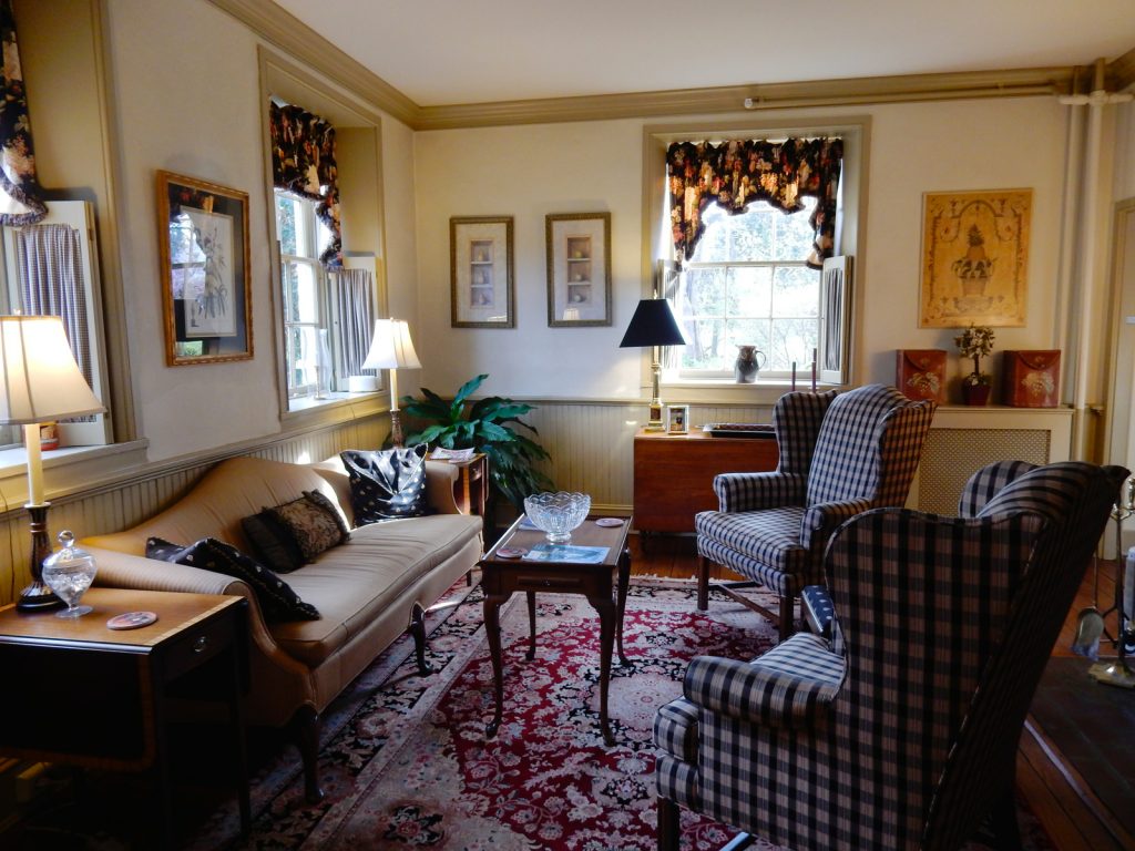 Front Parlor - Wayside Inn