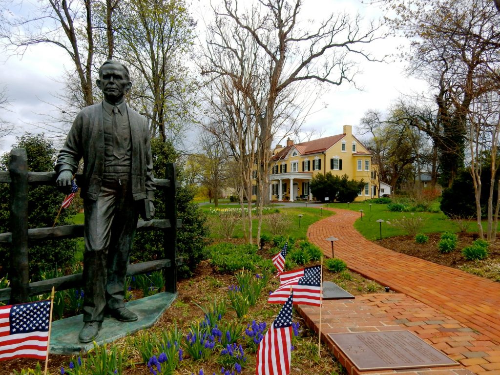 Marshall House Exterior Leesburg VA