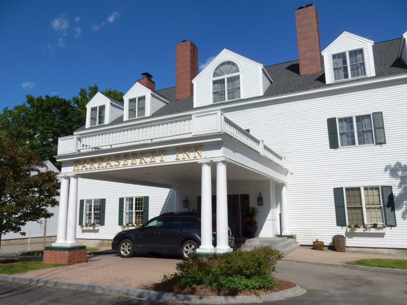 Front Portico, Harraseeket Inn, Freeport ME