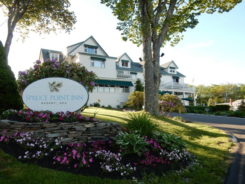 Spruce Point Inn exterior