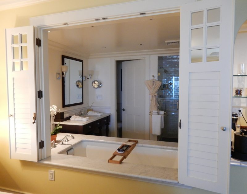 bathroom-ocean-house-westerly-ri