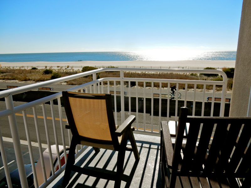 ocean-view-balcony-montreal-beach-resort-cape-may-nj