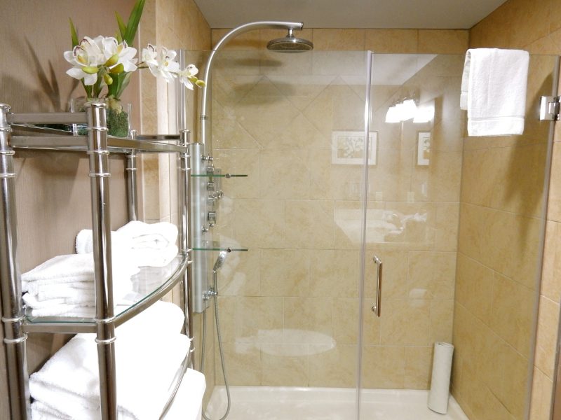 rain-shower-meridian-suite-montreal-beach-resort-cape-may-nj