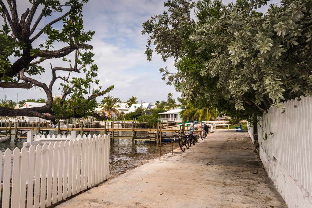 Queens Highway - Hope Town, Abacos, Bahamas