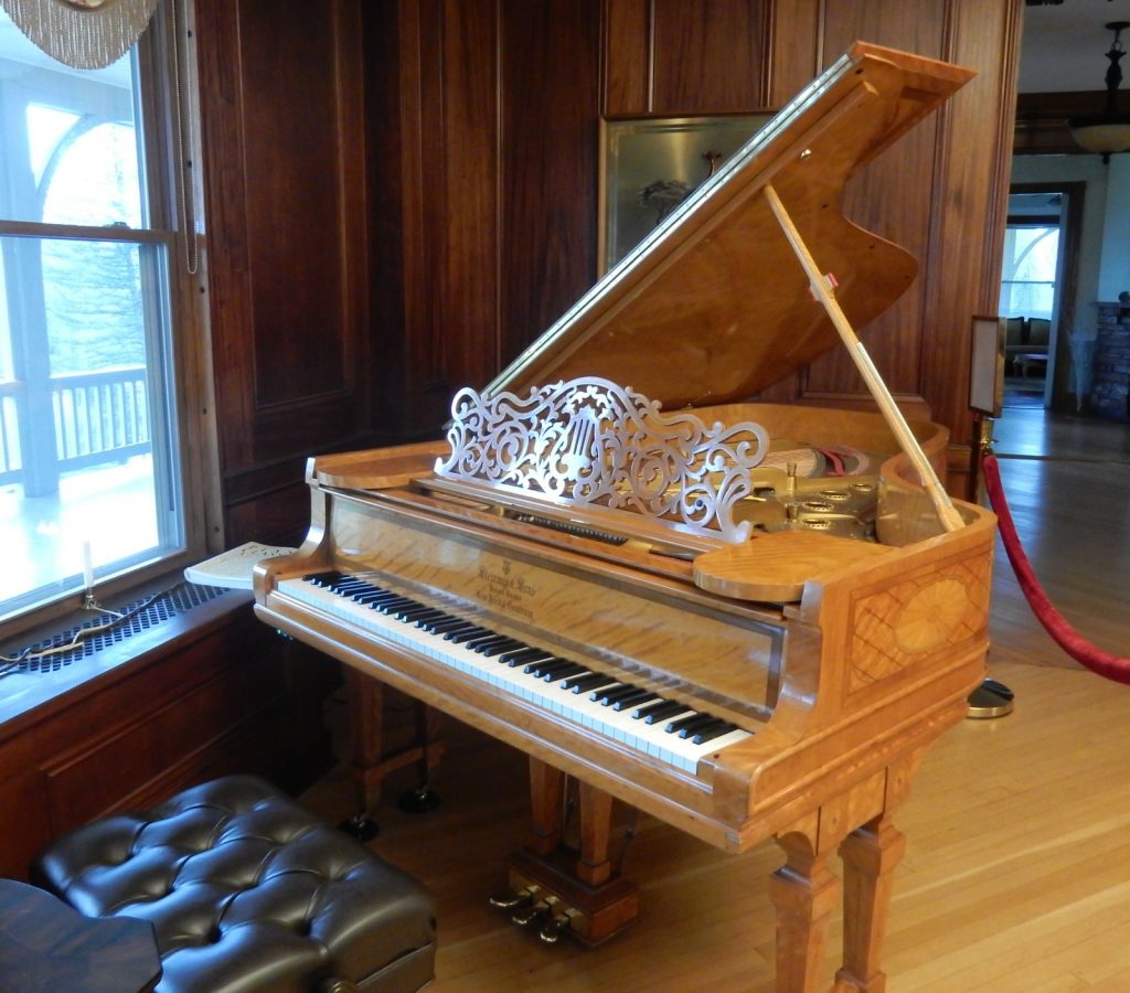 1901 Steinway, Inn at Ragged Edge, Chambersburg PA