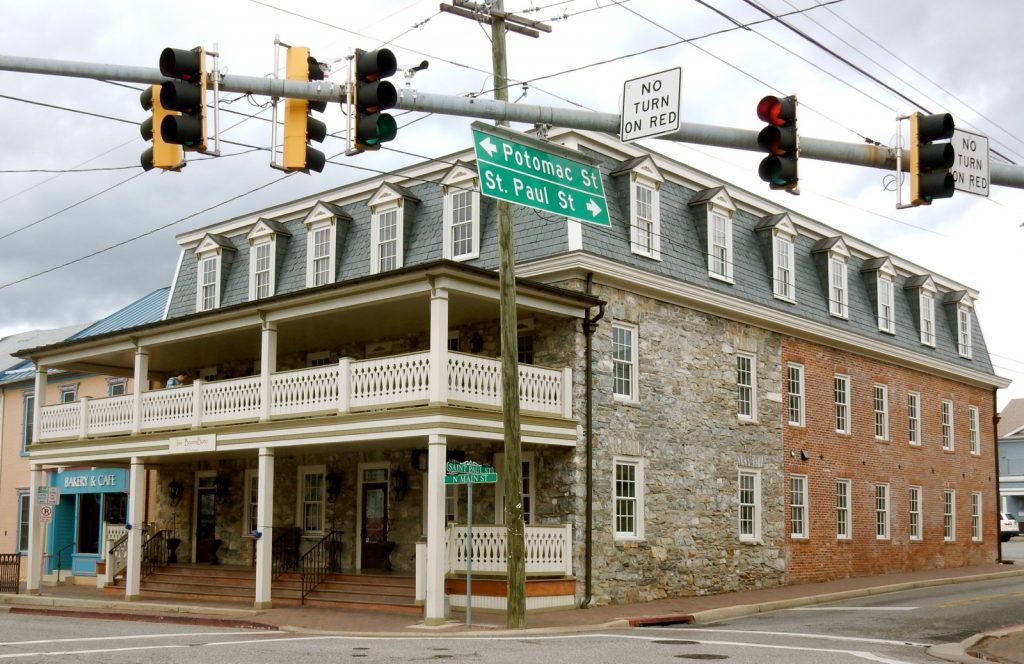 Inn Boonsboro exterior