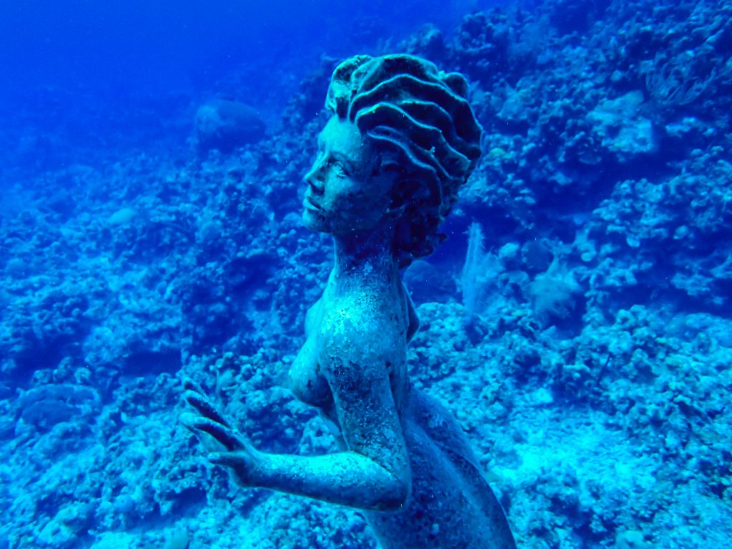 mermaid statue