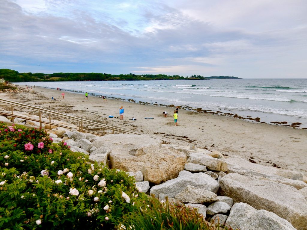 Beach shoreline by Higgins Beach Inn