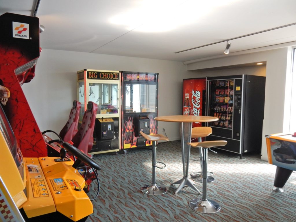 Game Room Starlux Hotel Wildwood NJ