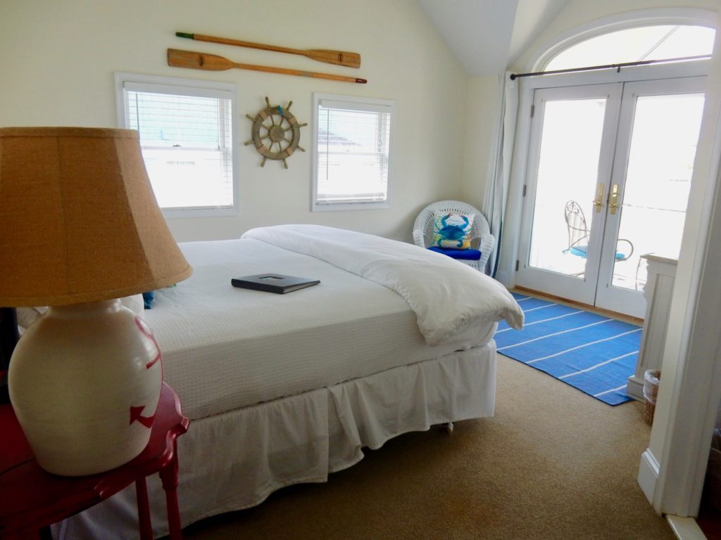 Guest Room Inn at Haven Harbour Rock Hall MD