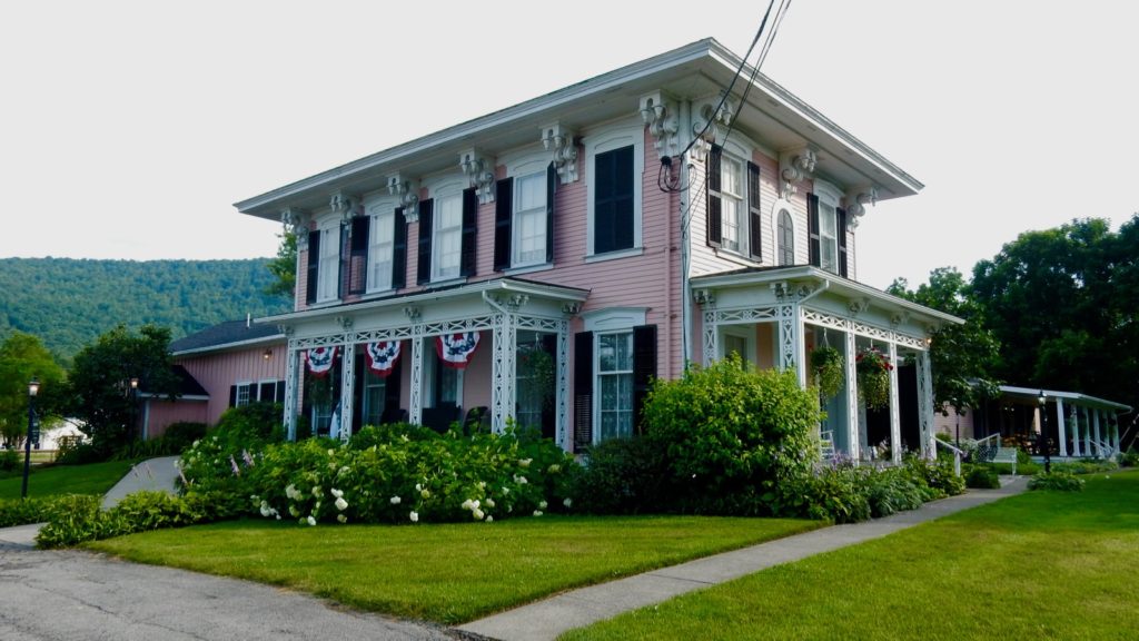 Pleasant Valley Inn exterior Hammondsport NY