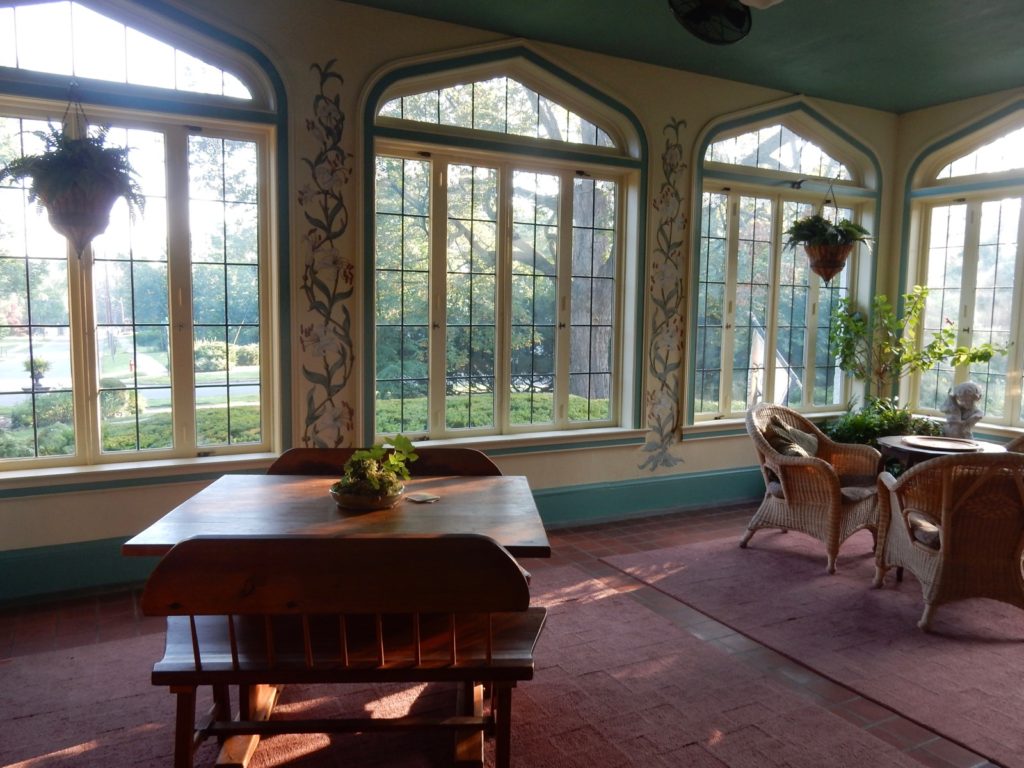 Solarium Vintage Gardens BnB Newark NY