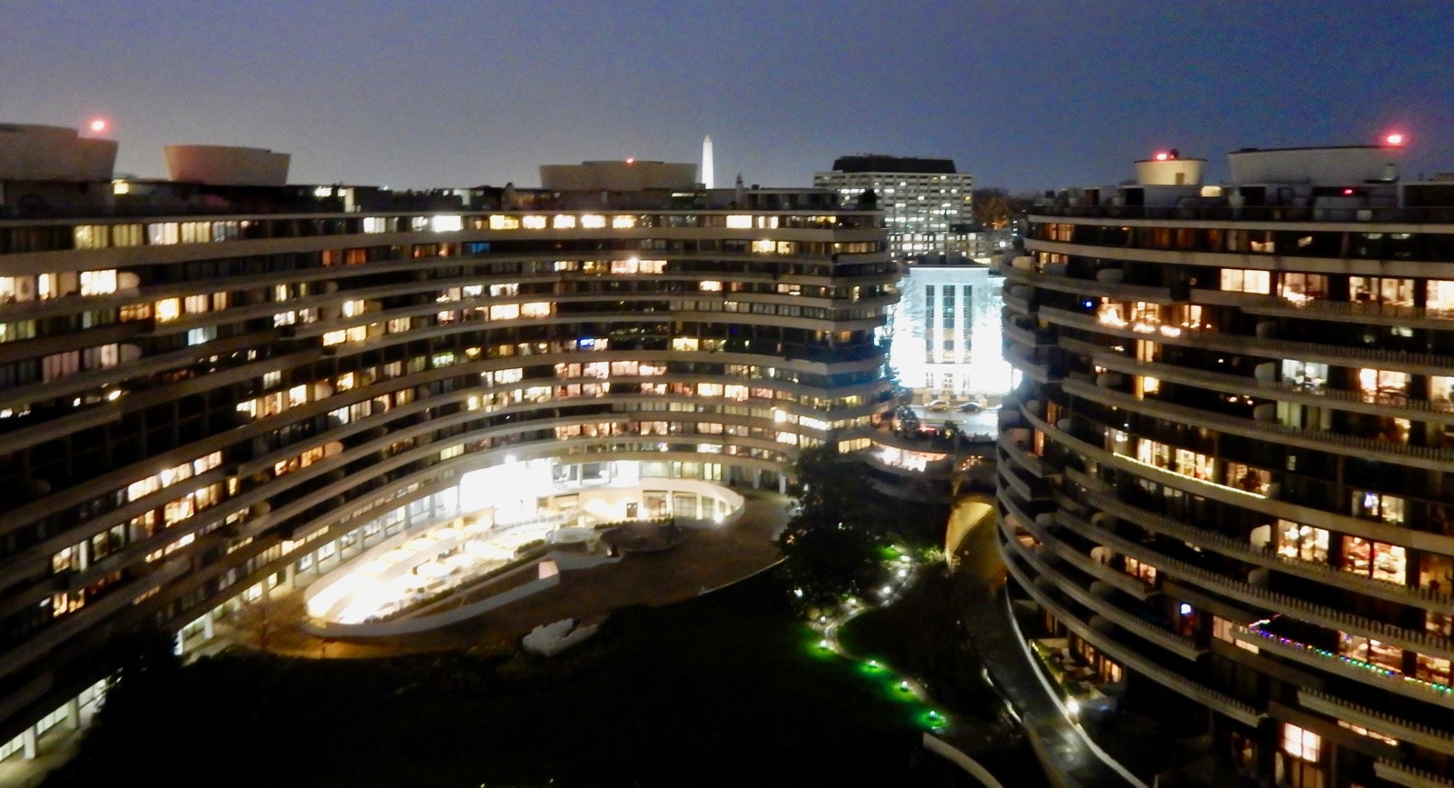 Watergate Hotel exterior