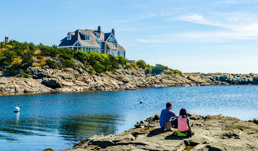 Picnic by the sea on Ocean Drive in Newport RI on a romantic getaway in Northeast US