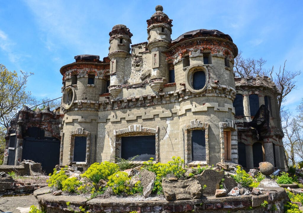 Ruins of Bannerman Family Home