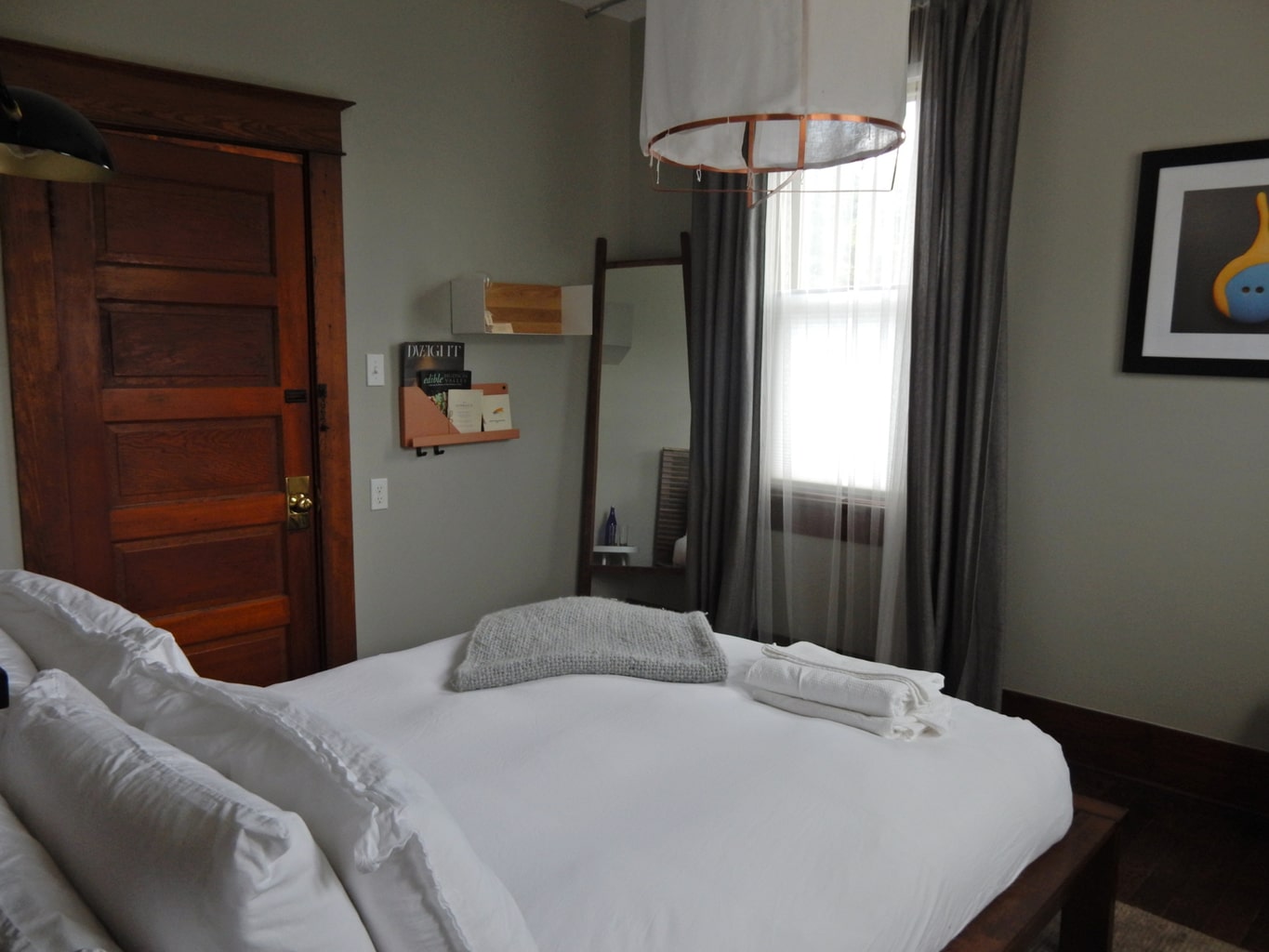 Guest Room, The DeBruce, Livingston Manor NY