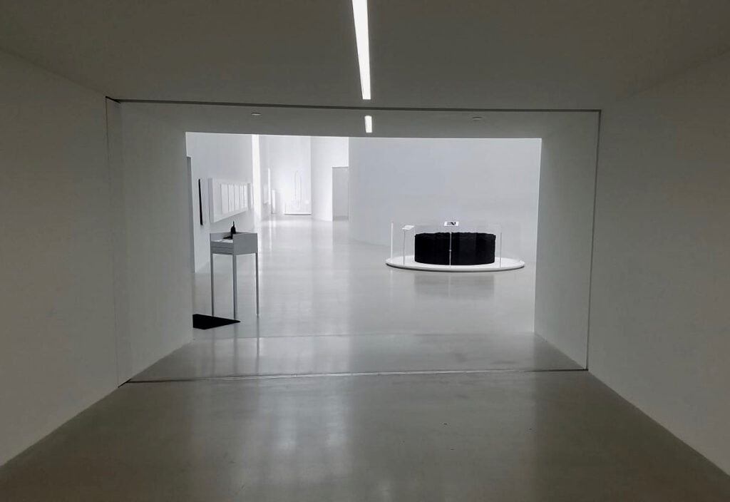 Contemporary Glass Gallery Corning Museum NY
