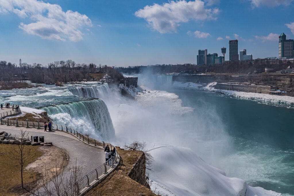 Niagara Falls State Park, Honeymoon Capital of the US, is the ultimate travel destination for romantic getaways in NY.