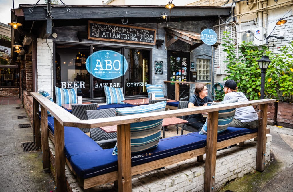 Outdoor seating at Atlantic Beer Oyster Bar in Winter Park Florida.