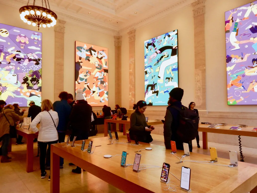 Apple Store Madison Ave new york NY