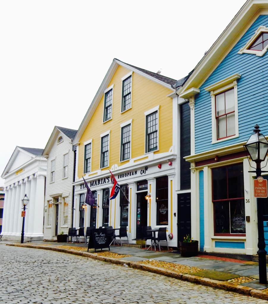 Exterior Tia Marias European Cafe New Bedford MA