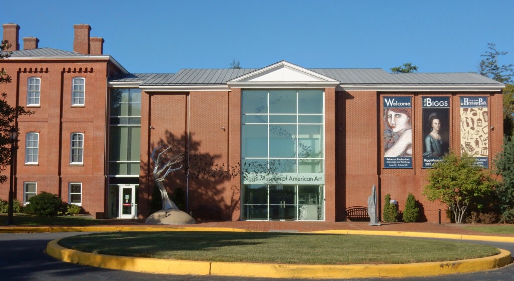 Exterior shot of Biggs Museum of American Art Dover DE