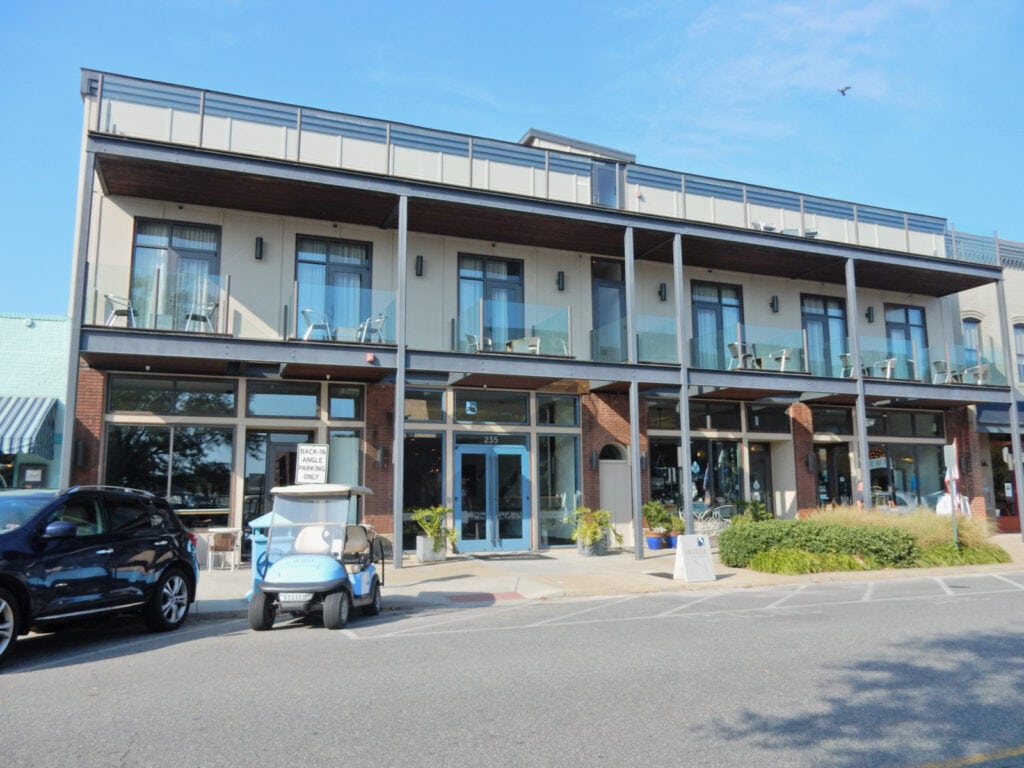 Exterior shot of Hotel Cape Charles VA