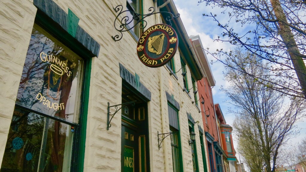 Exterior of Garryowen Pub Gettysburg PA