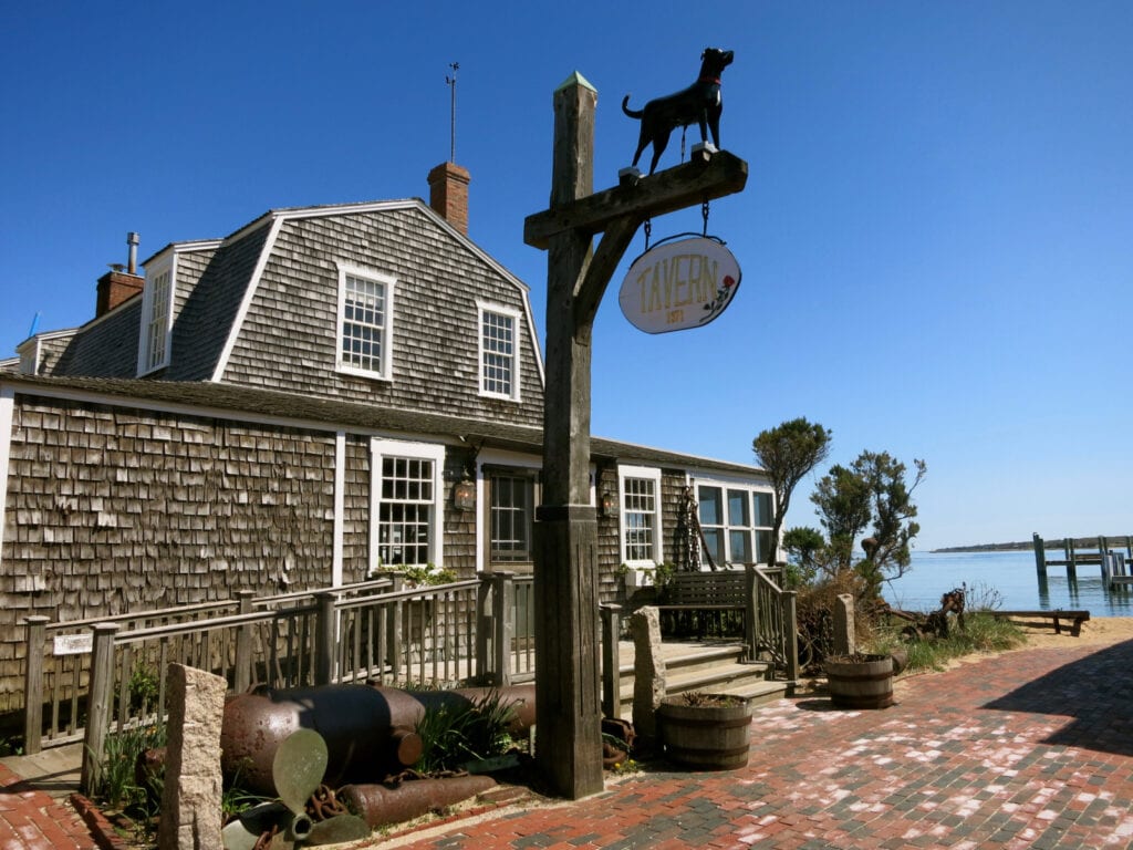 Black Dog Tavern Marthas Vineyard MA