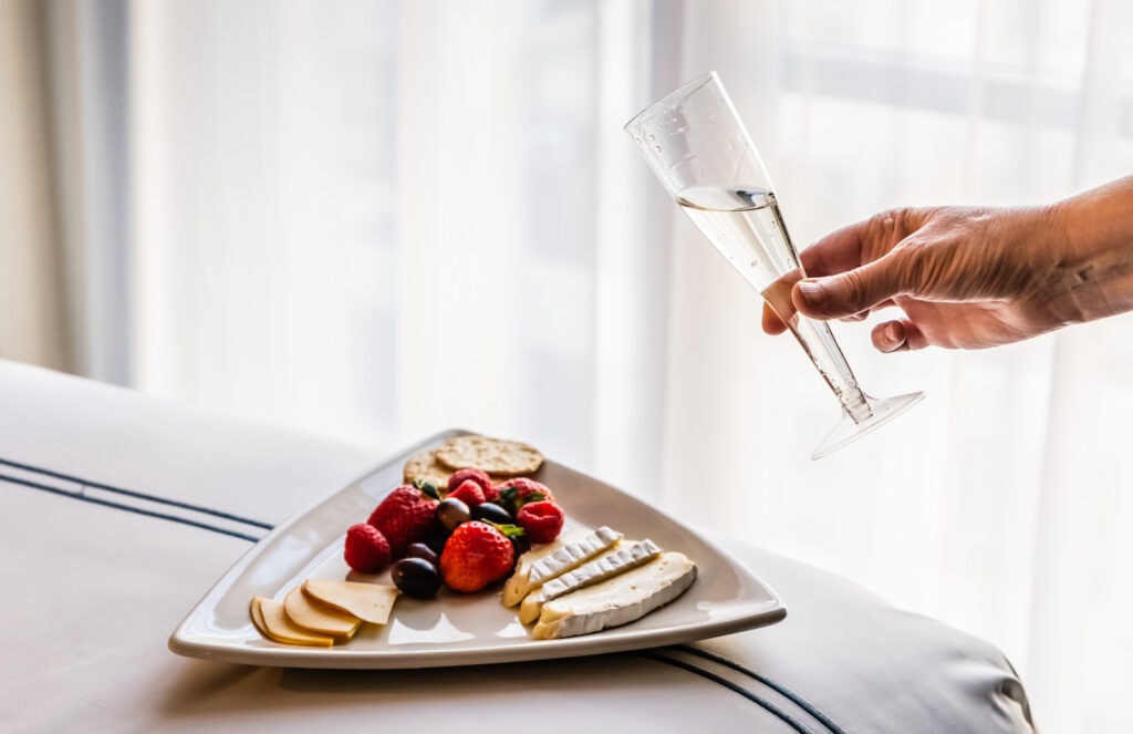 Complementary Champagne upon arrival at Crowne Plaza HY36