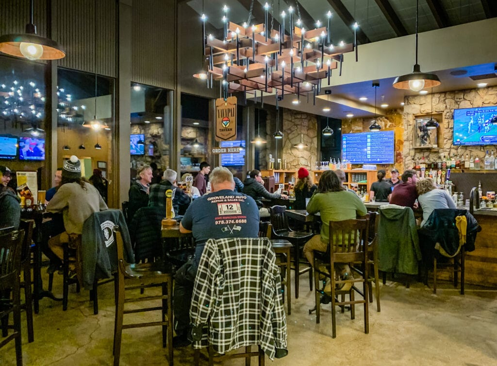 Yavapai Lodge Tavern interior