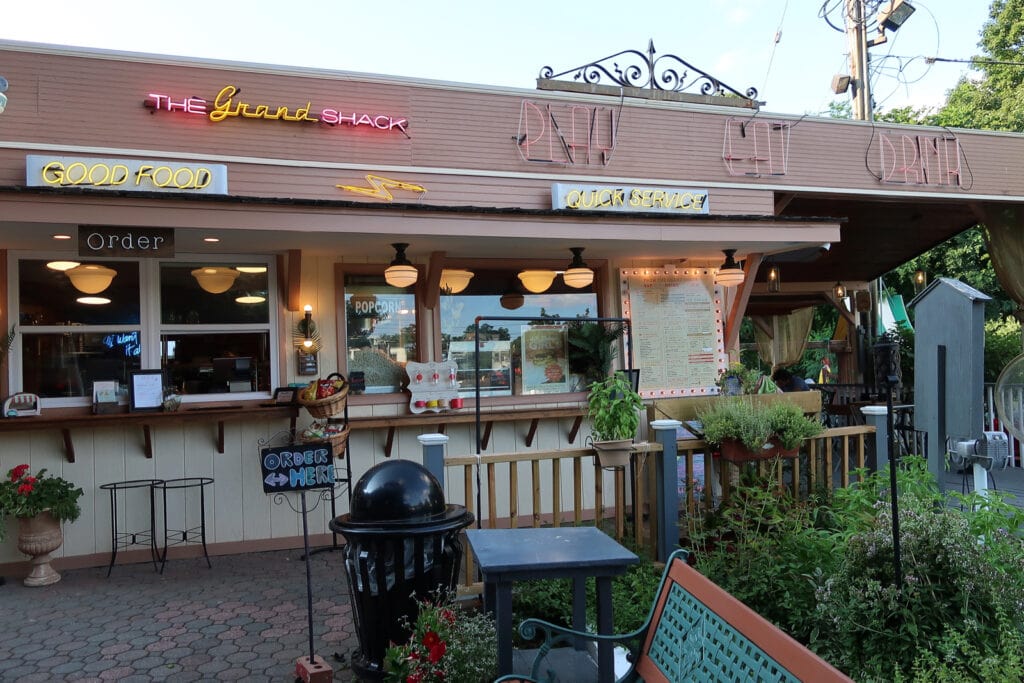 Grand Food Shack Concession