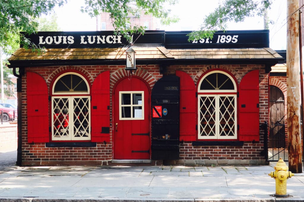 Louis Lunch New Haven CT