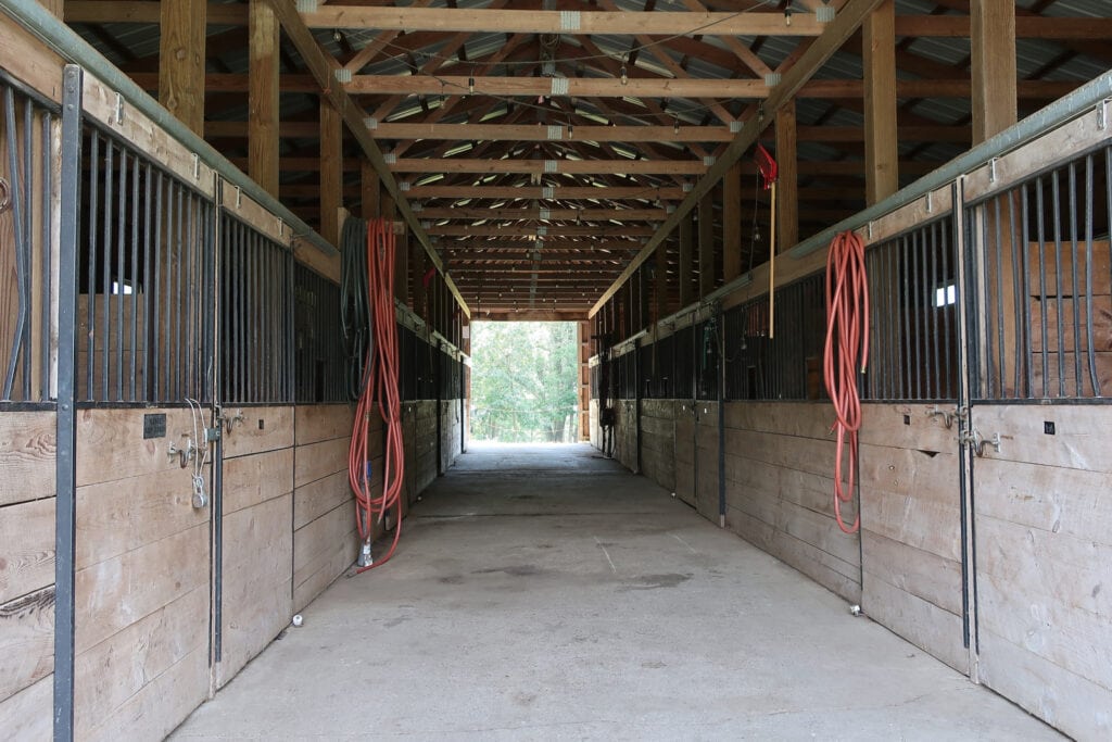 Spotless horse barn Mountain Valley Farm NY